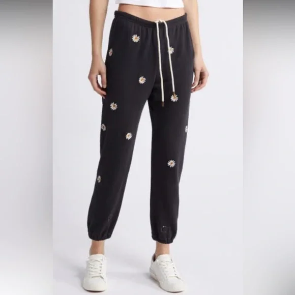 The Great The Stadium Sweatpant- Black Daisy -large embroidered daisies 2/M - Picture 2 of 4